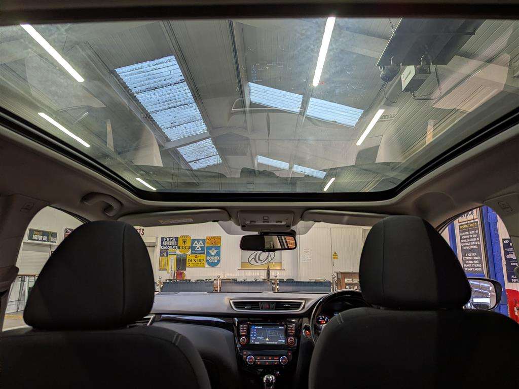 <p>2014 NISSAN QASHQAI ACENTA PREMIUM DI</p>