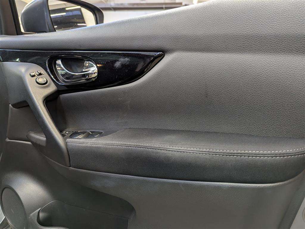 <p>2014 NISSAN QASHQAI ACENTA PREMIUM DI</p>