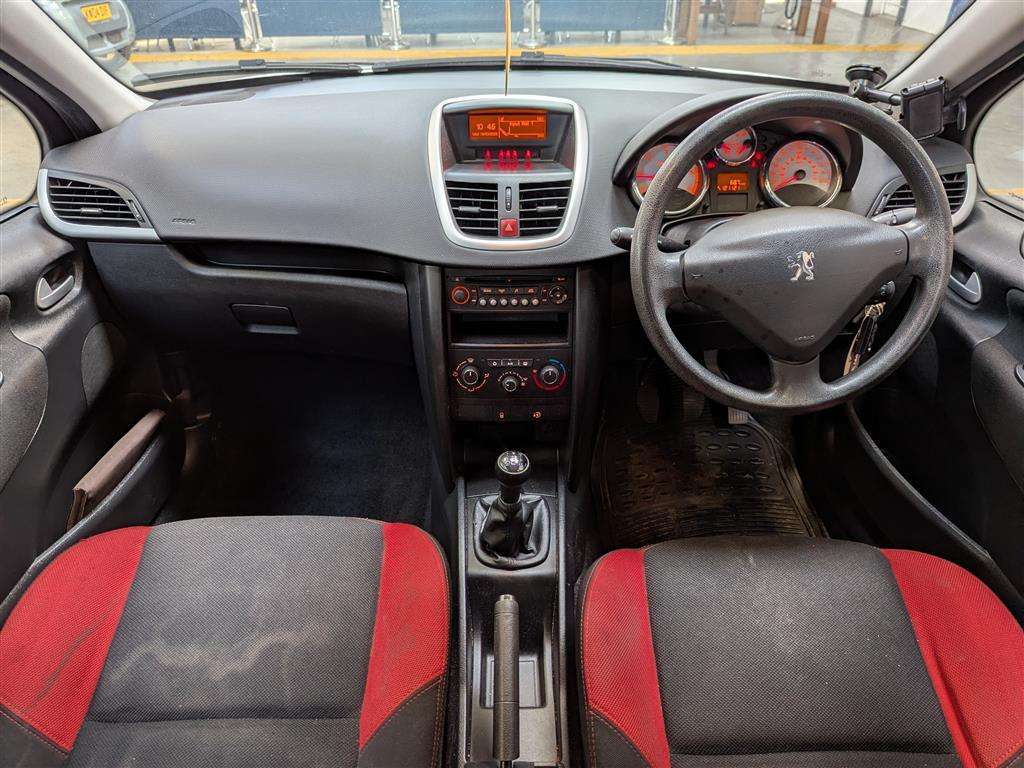 <p>2010 PEUGEOT 207 VERVE HDI 70</p>