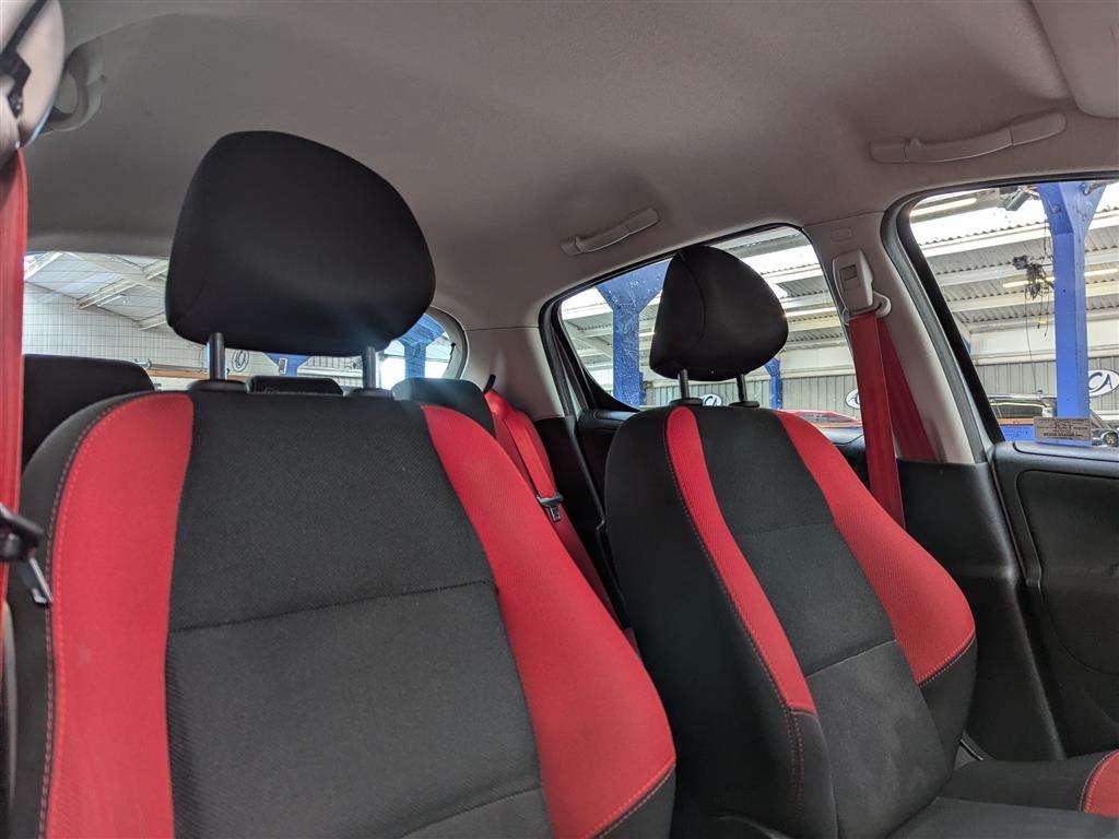 <p>2010 PEUGEOT 207 VERVE HDI 70</p>