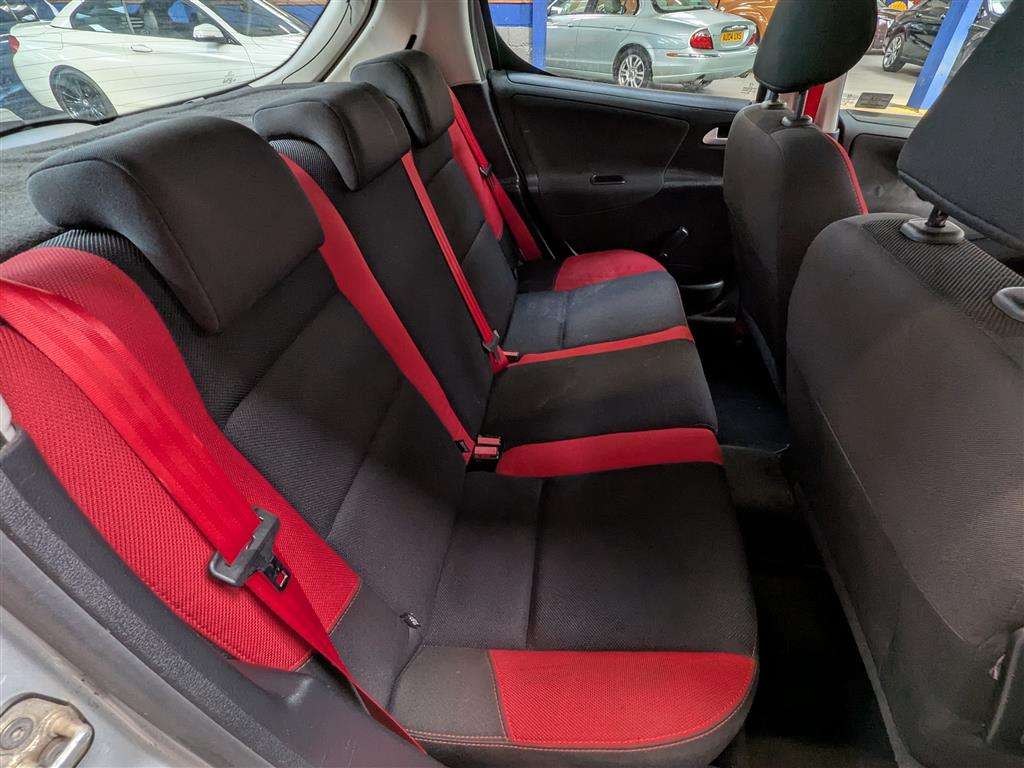 <p>2010 PEUGEOT 207 VERVE HDI 70</p>