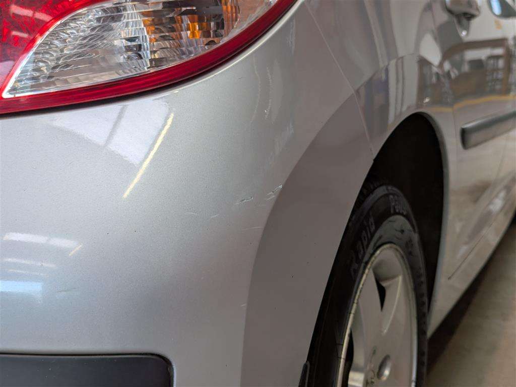 <p>2010 PEUGEOT 207 VERVE HDI 70</p>