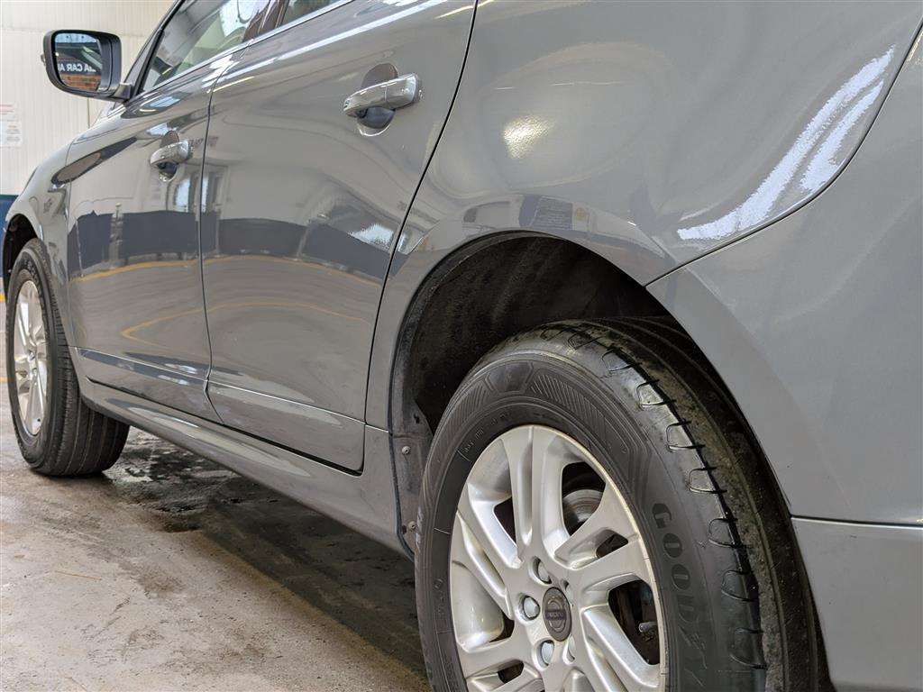 <p>2017 VOLVO XC60 SE NAV D4</p>