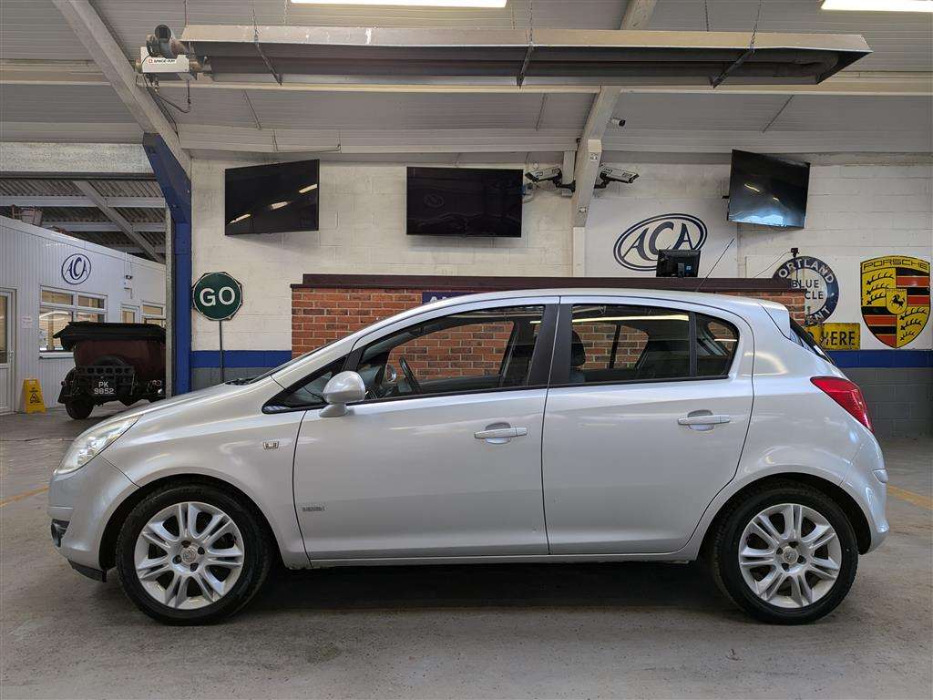 <p>2008 VAUXHALL CORSA DESIGN AUTO</p>