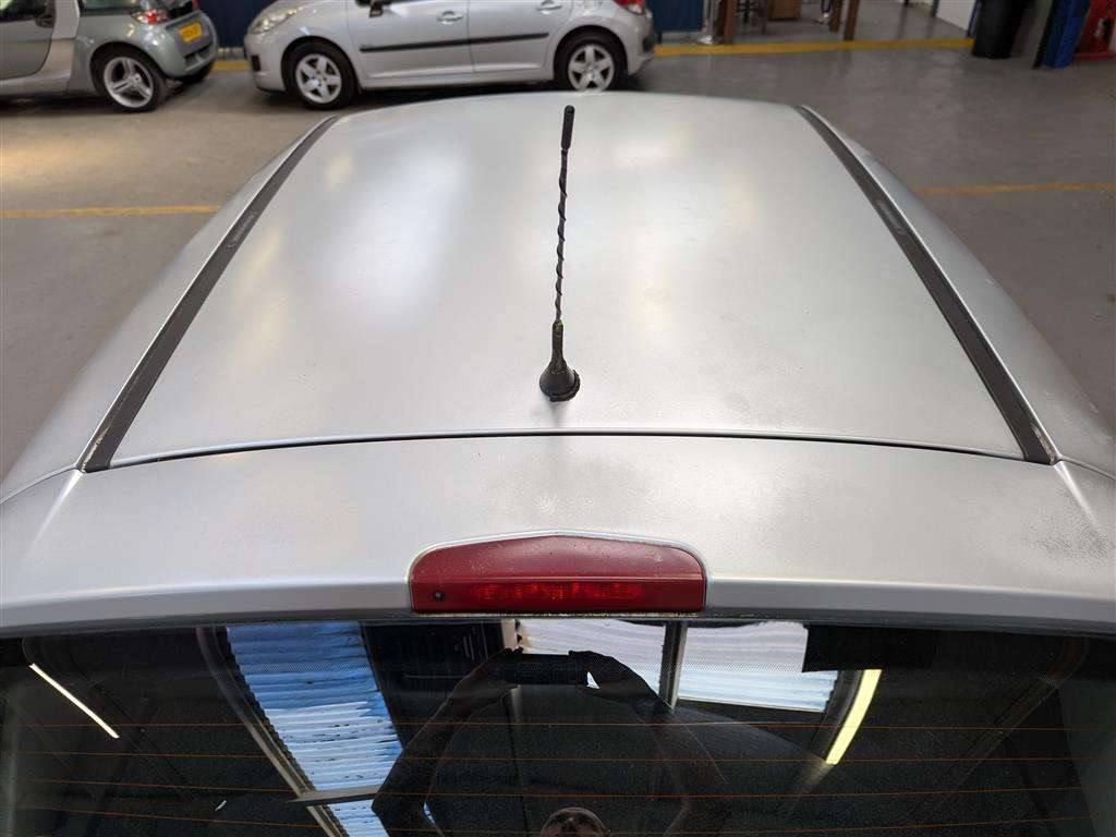 <p>2008 VAUXHALL CORSA DESIGN AUTO</p>