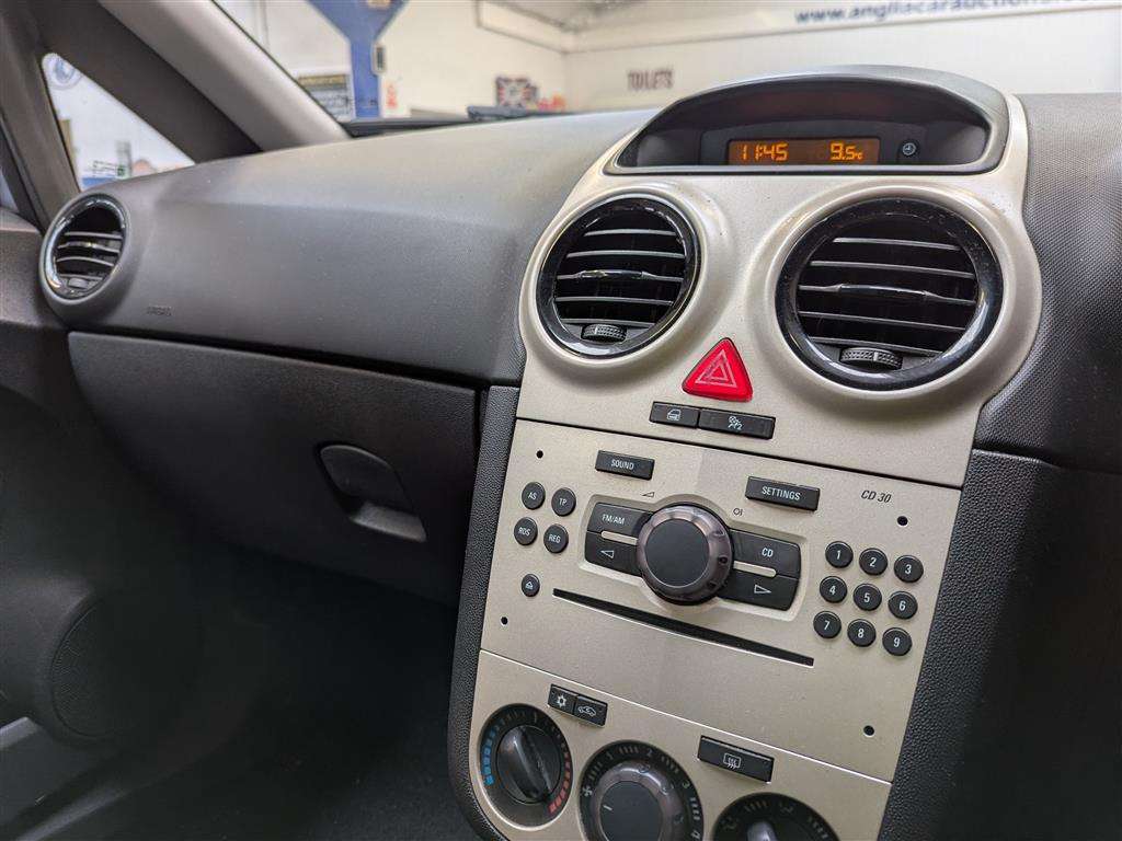 <p>2007 VAUXHALL CORSA LIFE A/C</p>