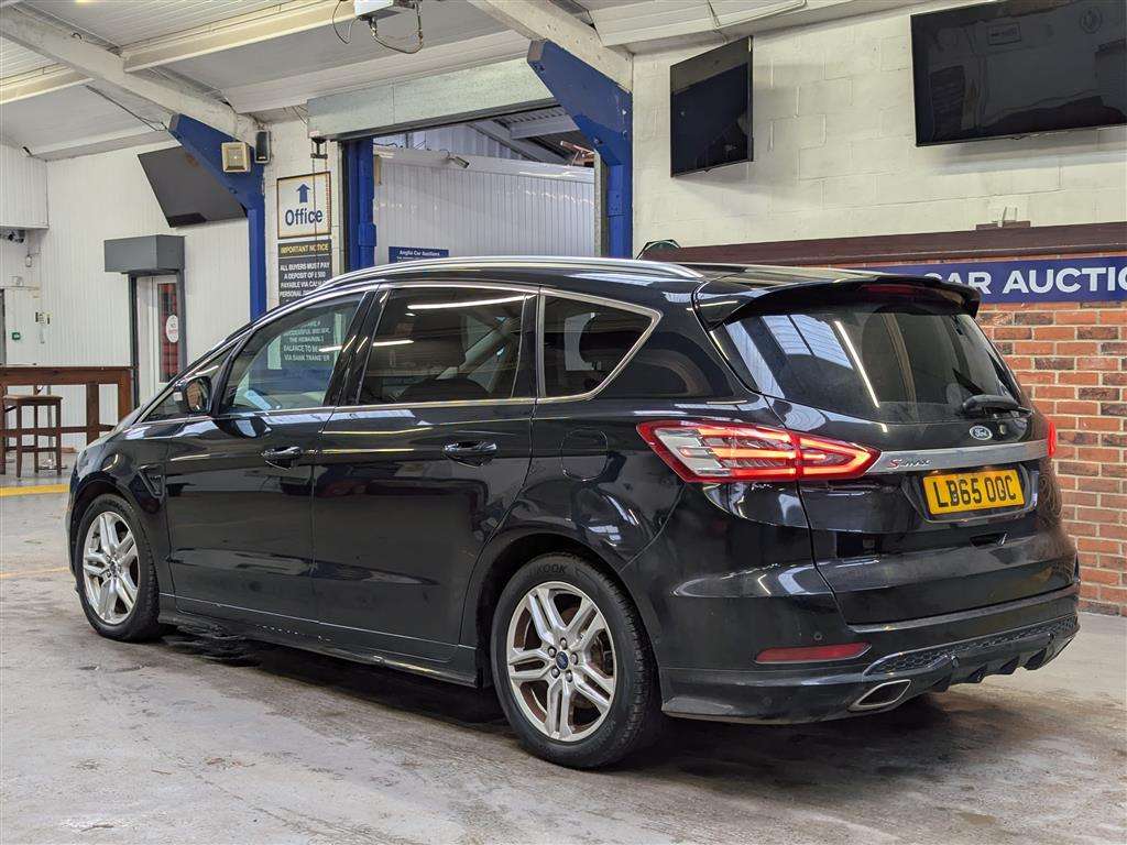<p>2016 FORD S-MAX TITANIUM SPORT TDCI</p>