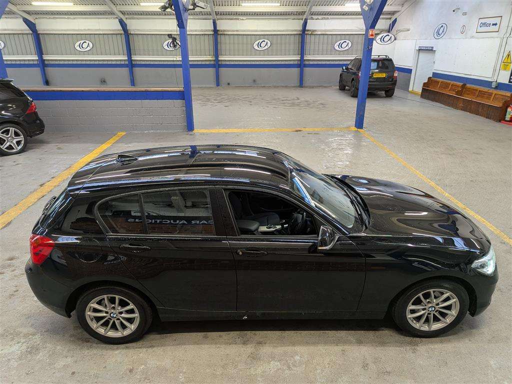 <p>2018 BMW 116D SE BUSINESS</p>