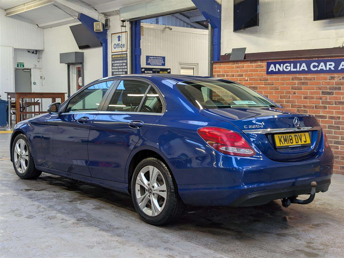 <p>2018 MERCEDES-BENZ C 220 SE EXECUTIVE EDITIO</p>