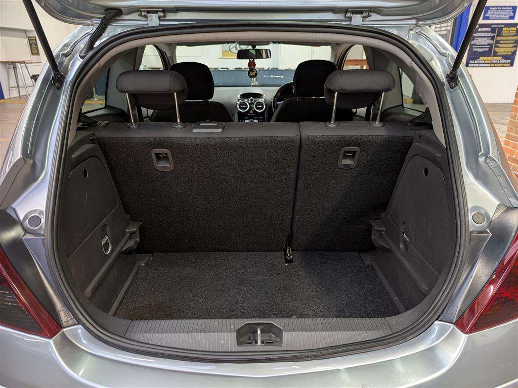 <p>2013 VAUXHALL CORSA SXI AC</p>