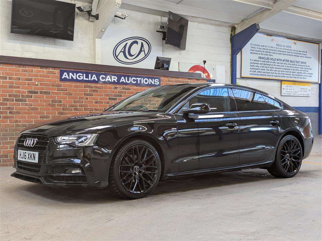 <p>2016 AUDI A5 S LINE BLK ED + TFSI AUTO</p>