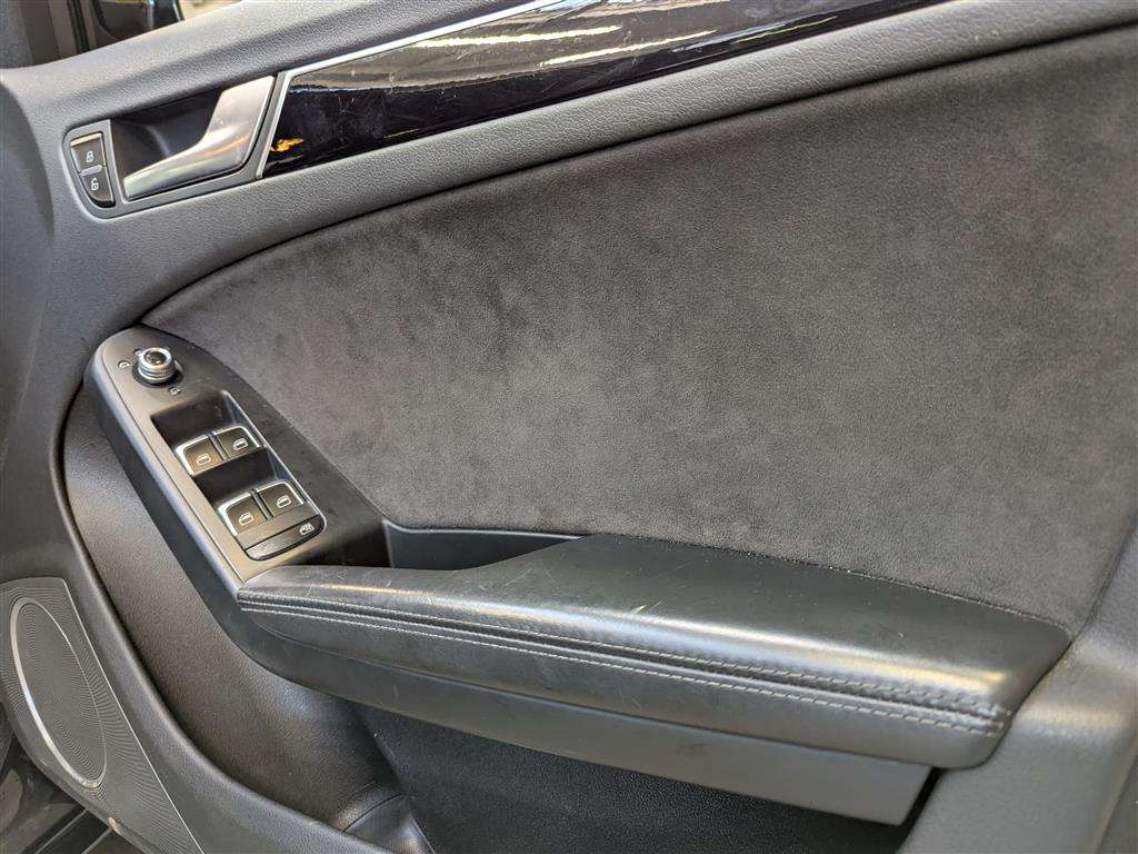 <p>2016 AUDI A5 S LINE BLK ED + TFSI AUTO</p>