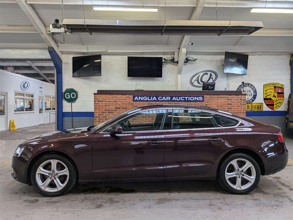 <p>2013 AUDI A5 SE TECHNIK TDI QUATTRO</p>