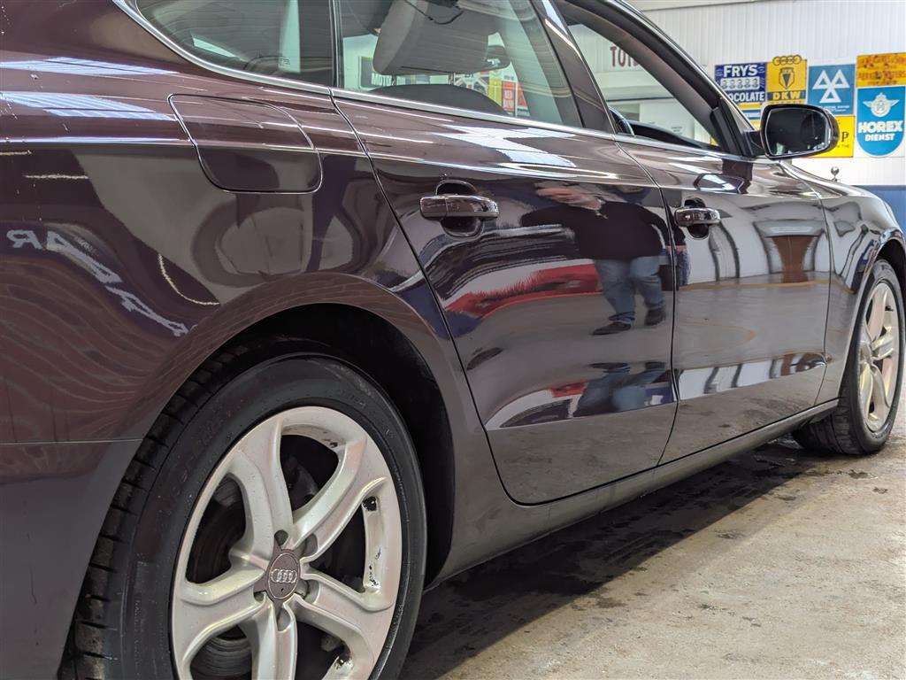 <p>2013 AUDI A5 SE TECHNIK TDI QUATTRO</p>