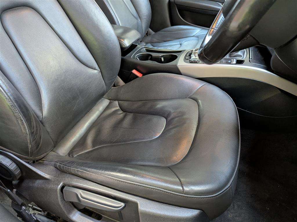 <p>2013 AUDI A5 SE TECHNIK TDI QUATTRO</p>