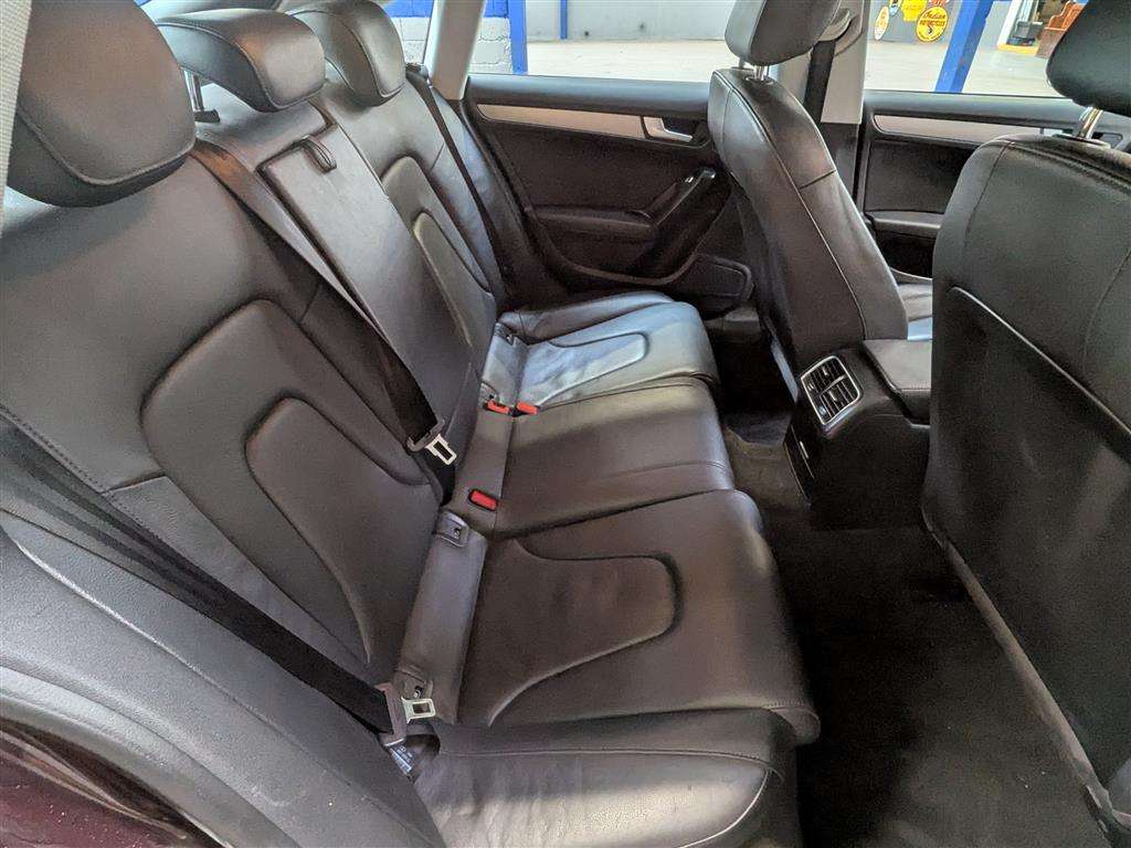 <p>2013 AUDI A5 SE TECHNIK TDI QUATTRO</p>