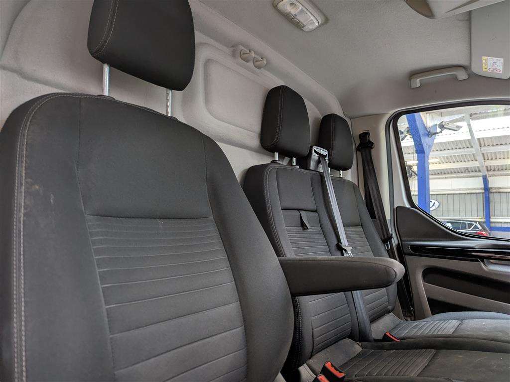 <p>2020 FORD TRANSIT CUSTOM 300LIMITD</p>