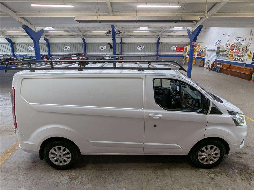 <p>2020 FORD TRANSIT CUSTOM 300LIMITD</p>