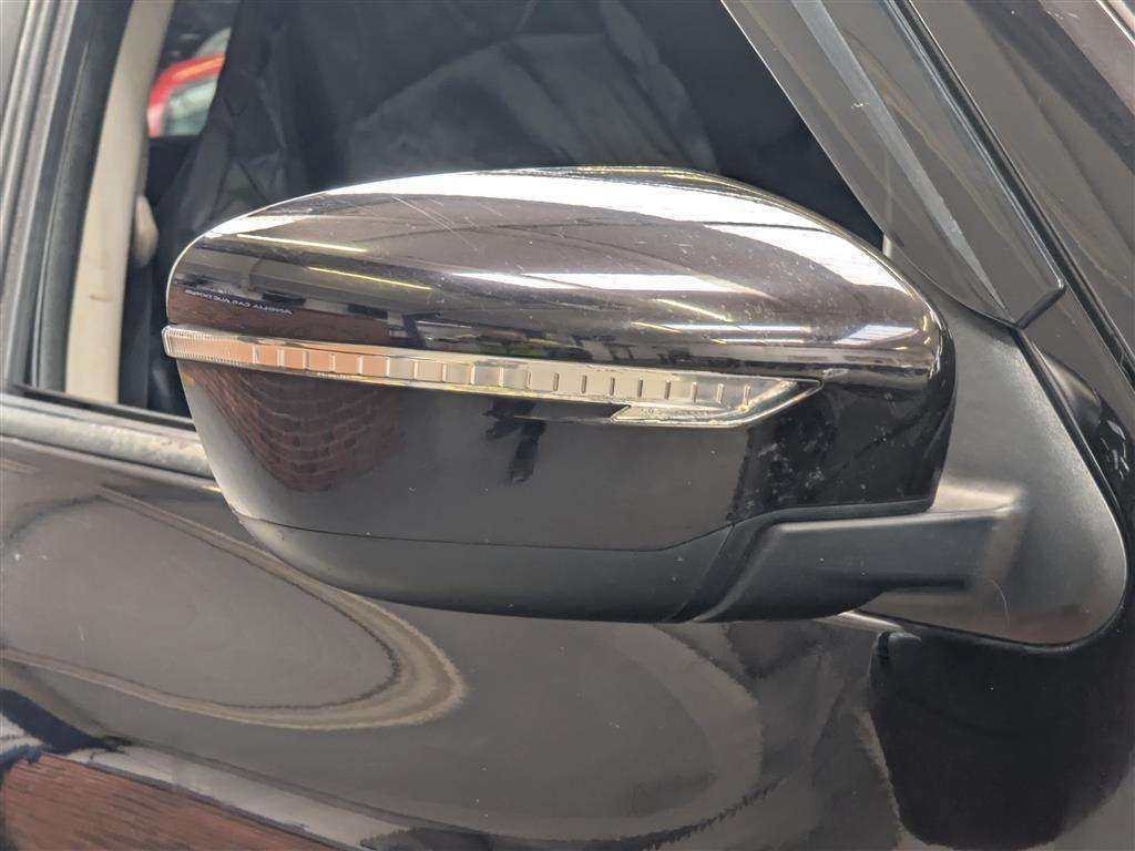 <p>2015 NISSAN JUKE ACENTA DCI</p>