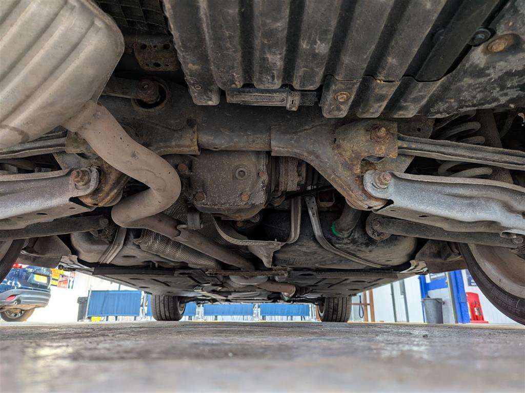 <p>2014 BMW X1 XDRIVE18D XLINE</p>