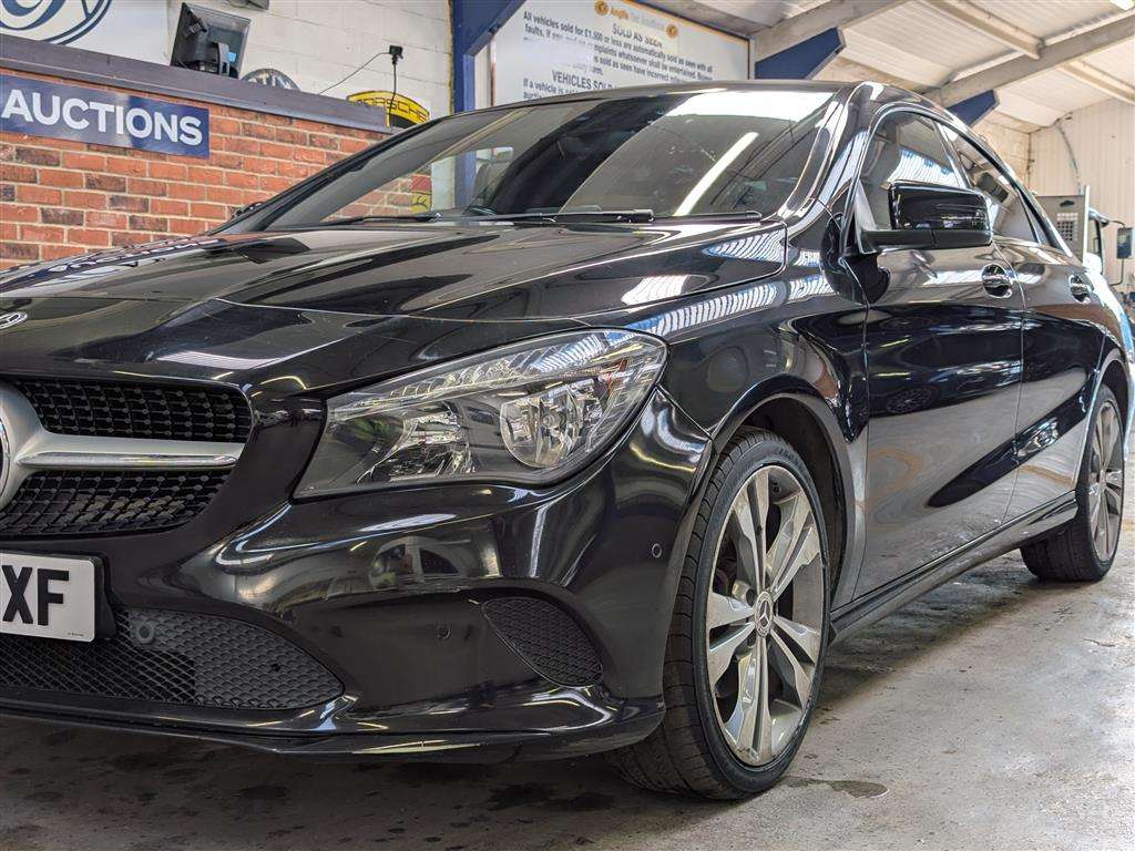 <p>2017 MERCEDES-BENZ CLA 180 SPORT AUTO</p>