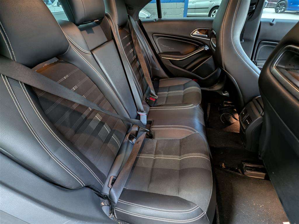 <p>2017 MERCEDES-BENZ CLA 180 SPORT AUTO</p>