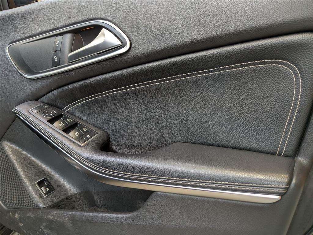 <p>2017 MERCEDES-BENZ CLA 180 SPORT AUTO</p>