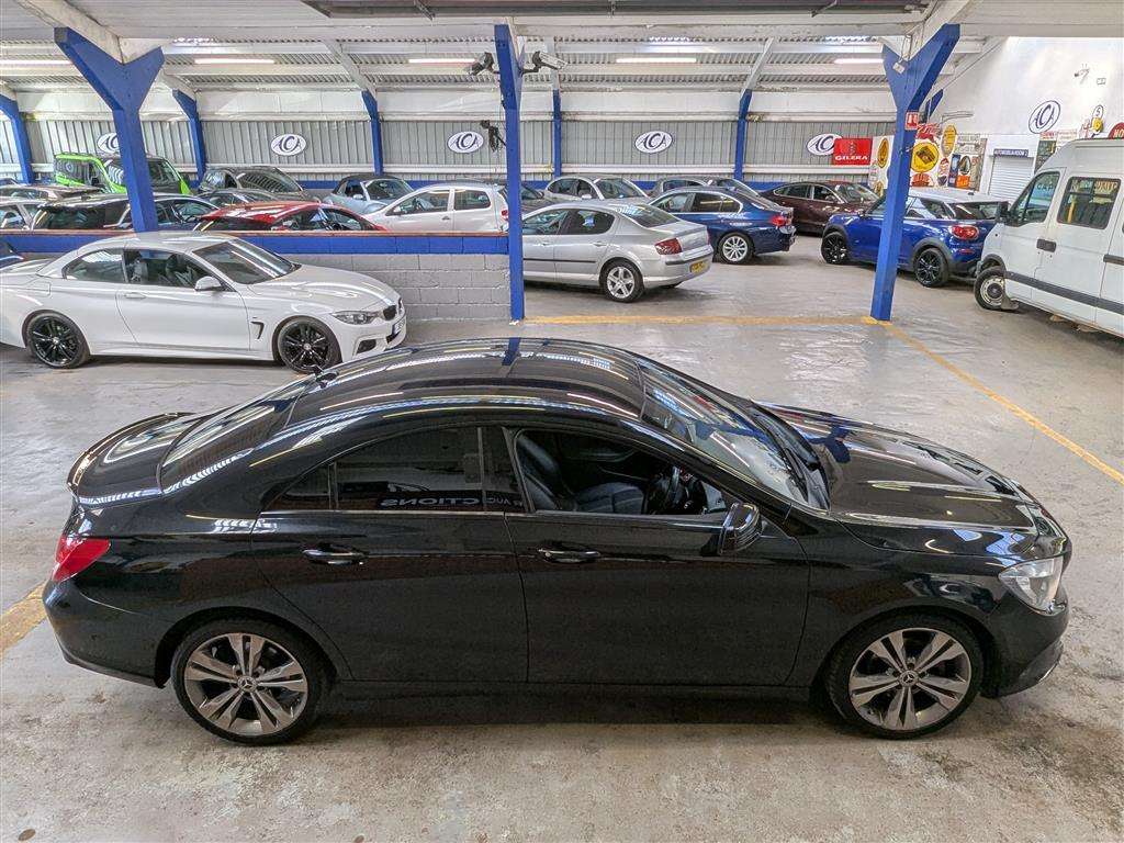 <p>2017 MERCEDES-BENZ CLA 180 SPORT AUTO</p>