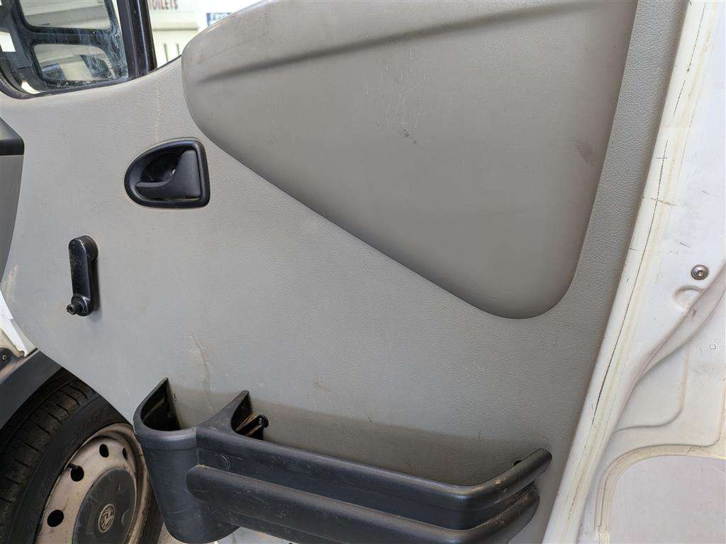 <p>2004 VAUXHALL MOVANO DTI 3300 MWB</p>