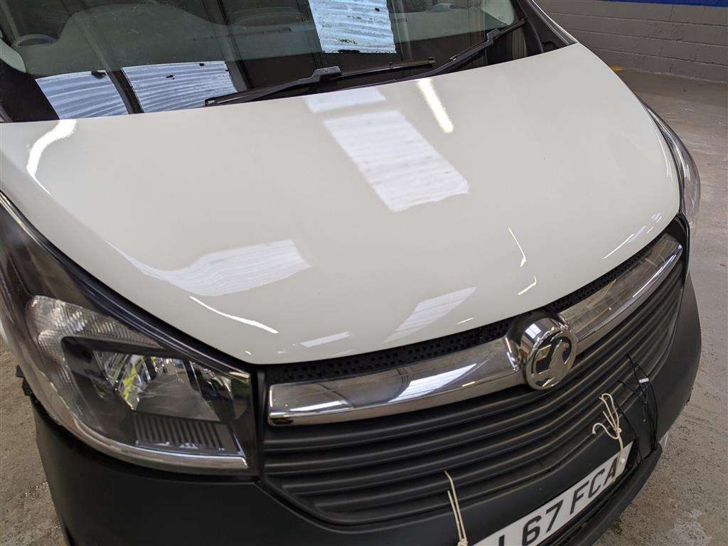 <p>2017 VAUXHALL VIVARO 2900 CDTI</p>