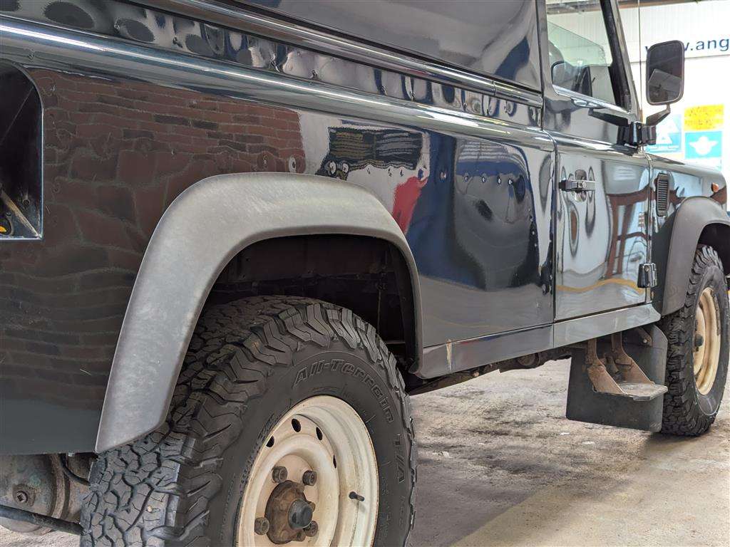 <p>2014 LAND ROVER DEFENDER 110 HARD TOP TD 1 reg'd keeper from new</p>