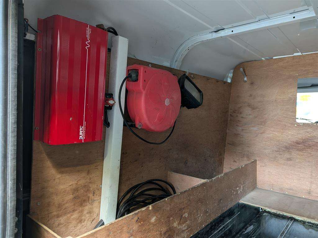 <p>2014 LAND ROVER DEFENDER 110 HARD TOP TD 1 reg'd keeper from new</p>