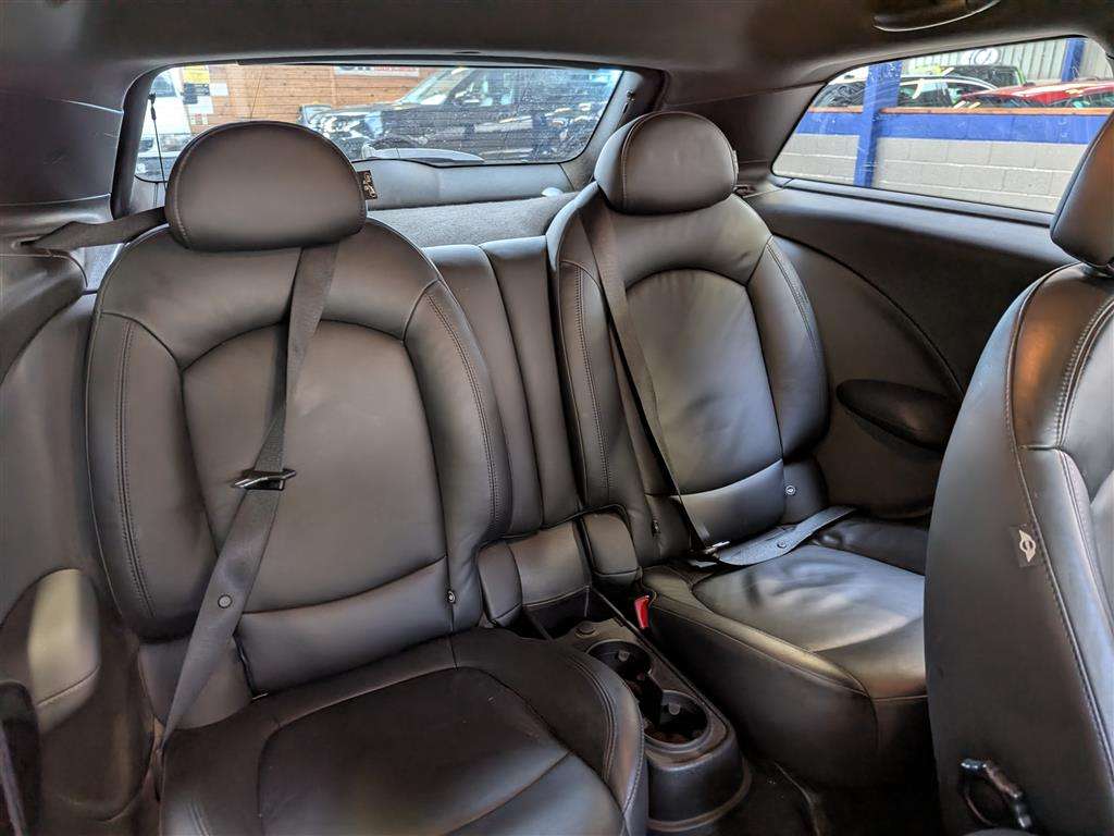 <p>2013 MINI PACEMAN COOPER SD ALL4</p>