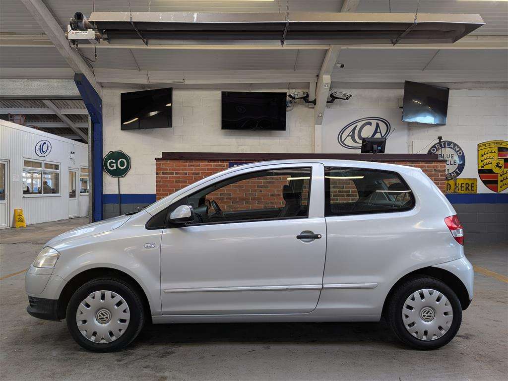 <p>2009 VOLKSWAGEN FOX 55</p>
