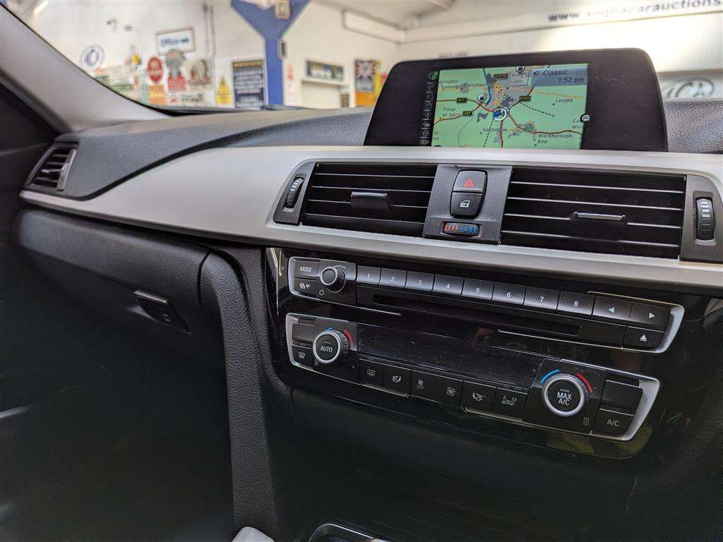 <p>2015 BMW 320I SE</p>