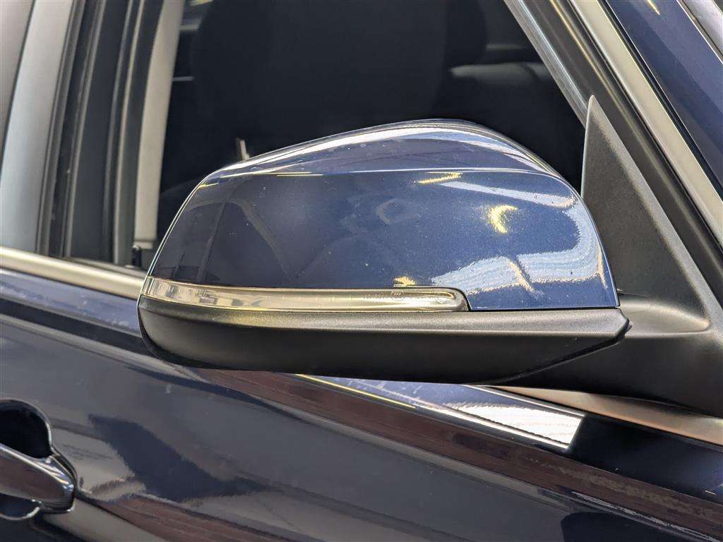 <p>2015 BMW 320I SE</p>