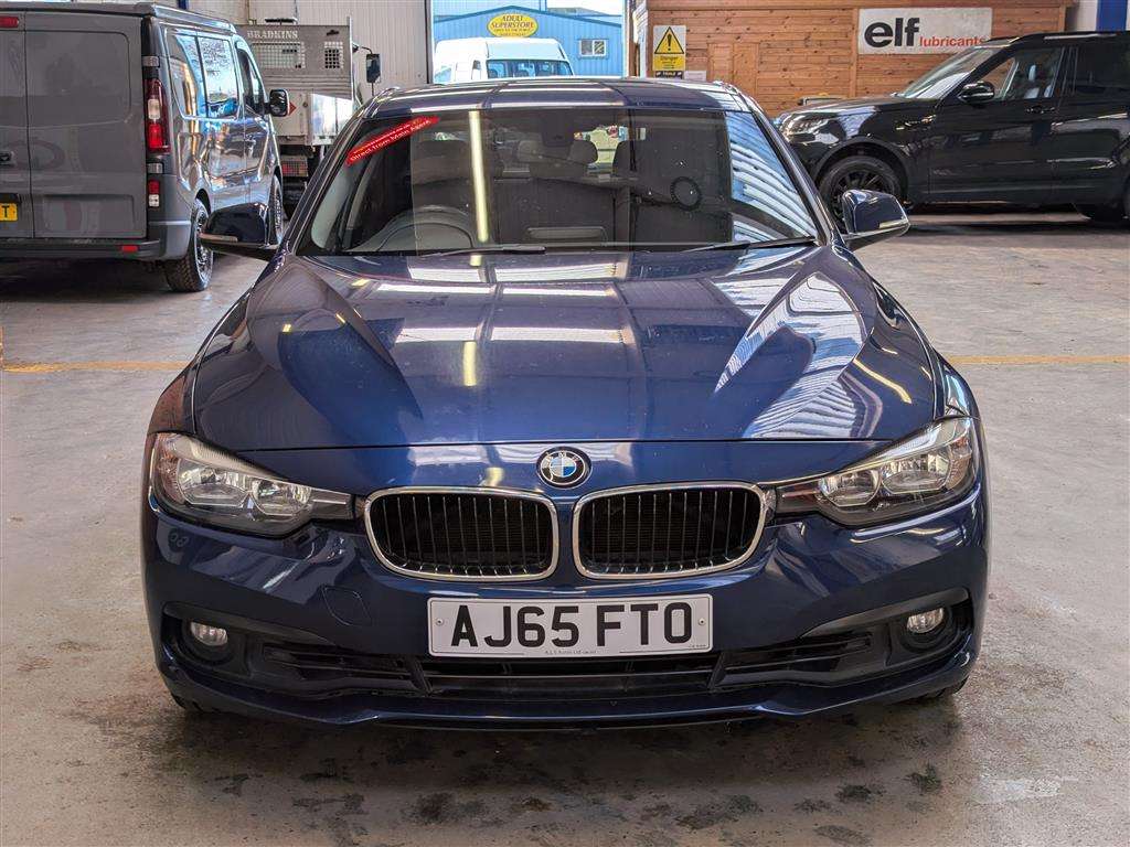 <p>2015 BMW 320I SE</p>