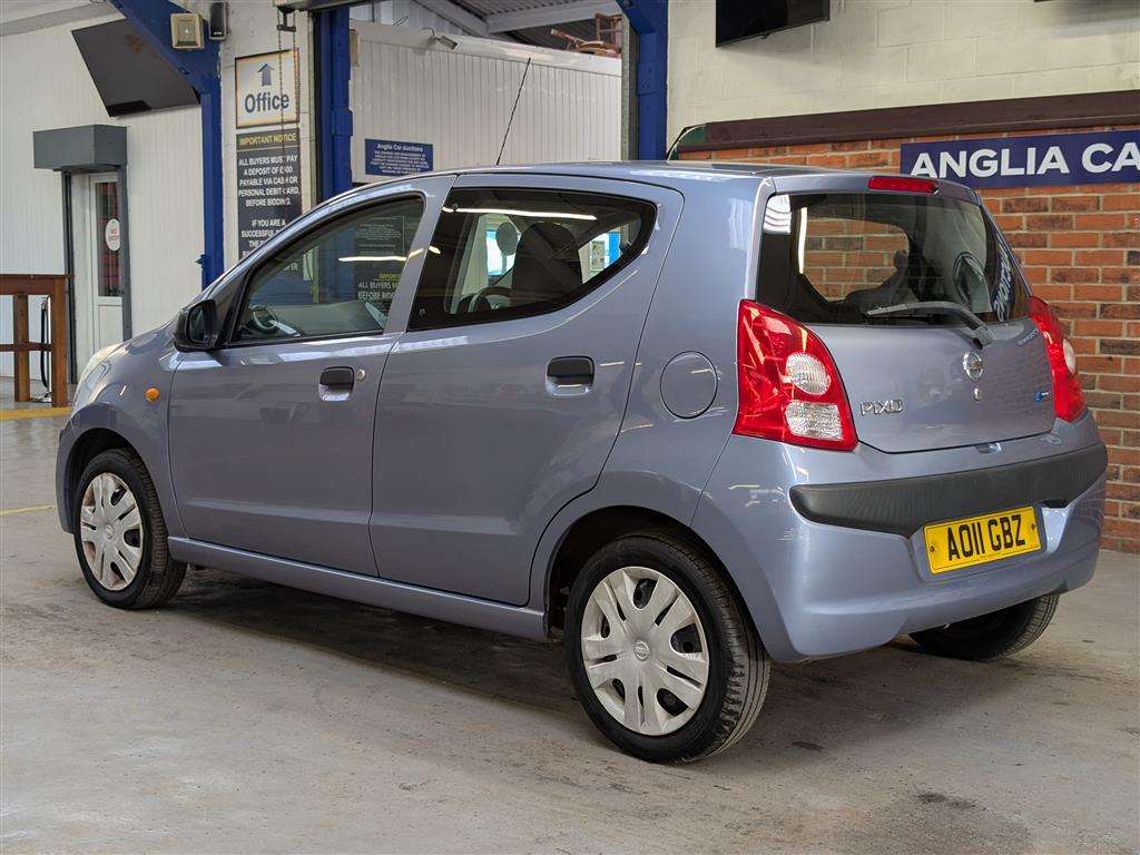 <p>2011 NISSAN PIXO VISIA</p>