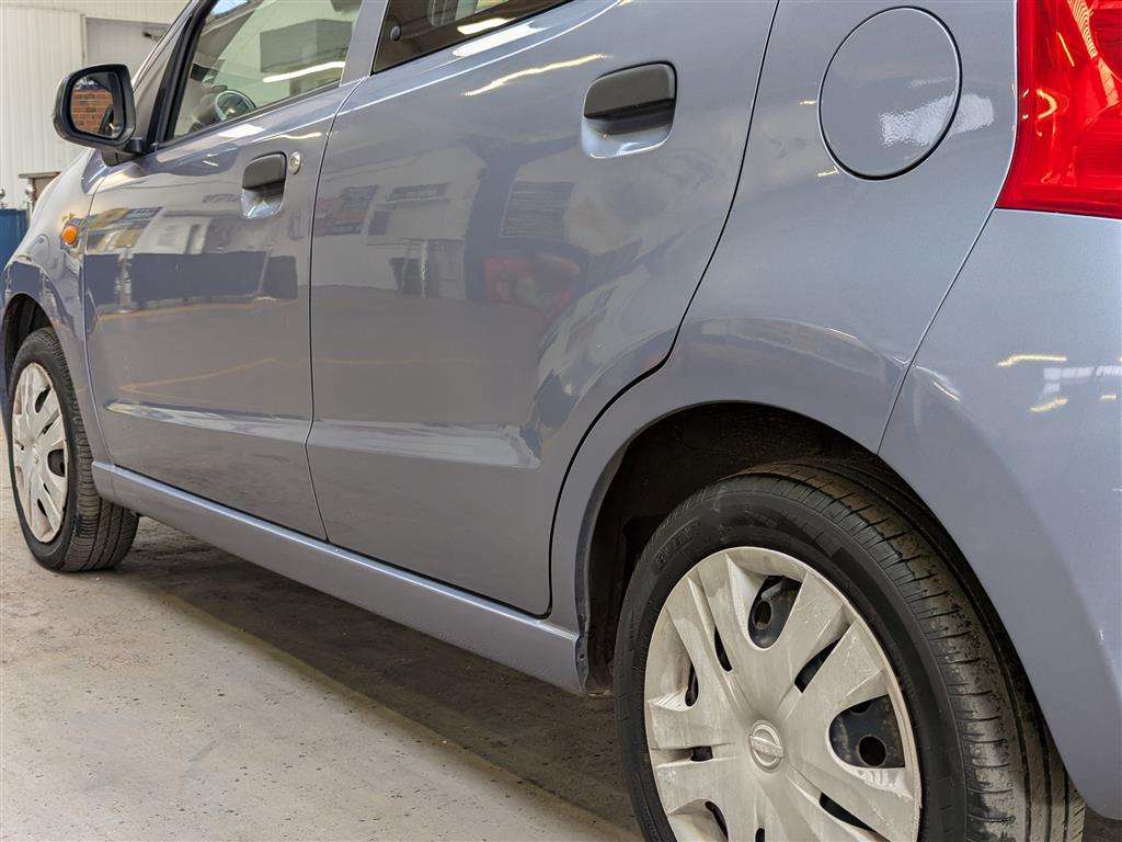 <p>2011 NISSAN PIXO VISIA</p>