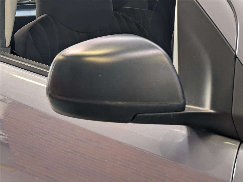 <p>2011 NISSAN PIXO VISIA</p>