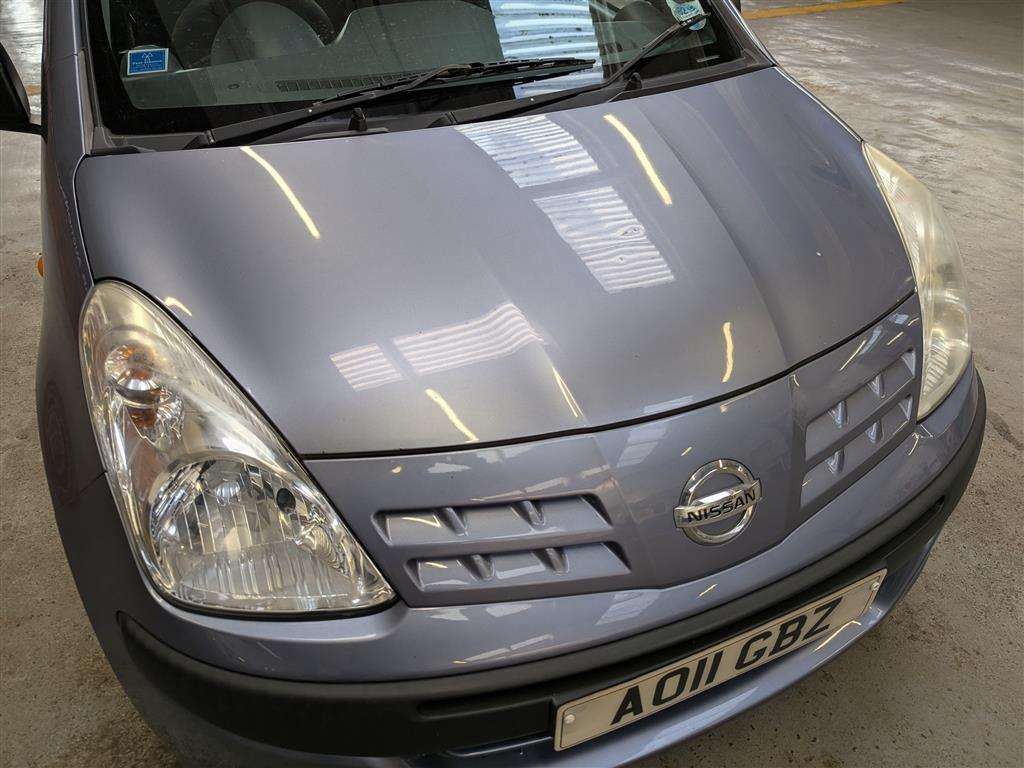 <p>2011 NISSAN PIXO VISIA</p>