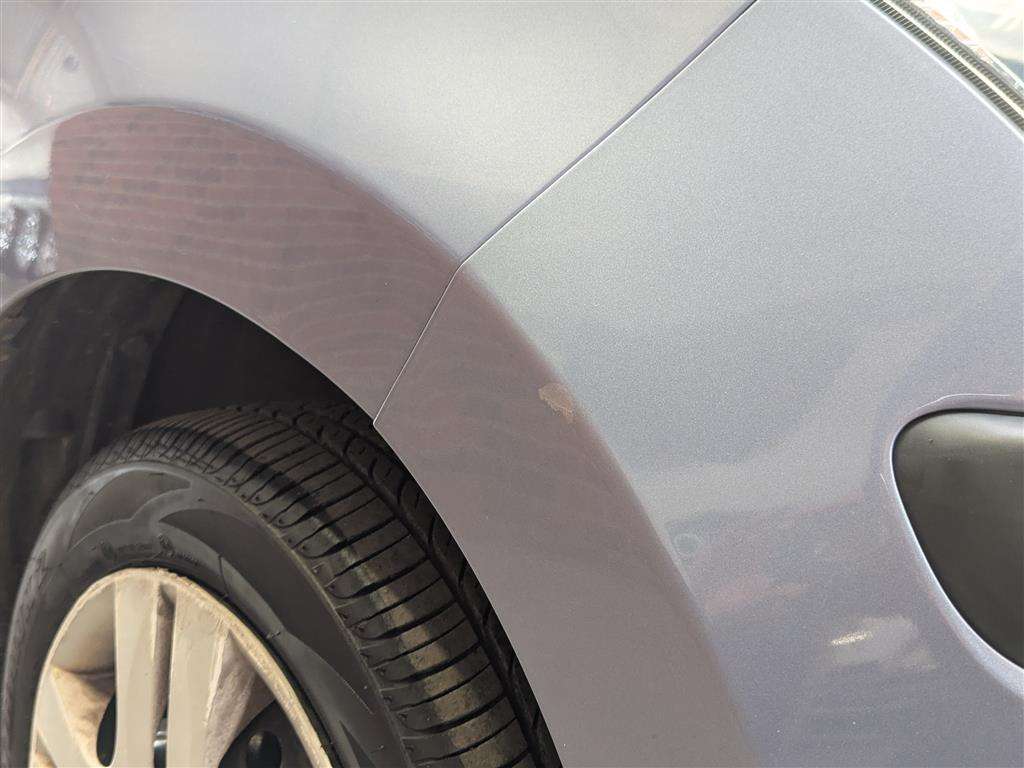 <p>2011 NISSAN PIXO VISIA</p>