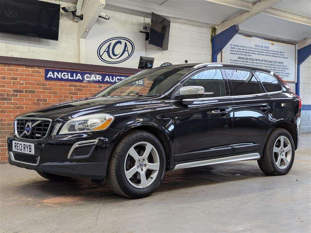 <p>2013 VOLVO XC60 R-DESIGN D5 AWD AUTO</p>