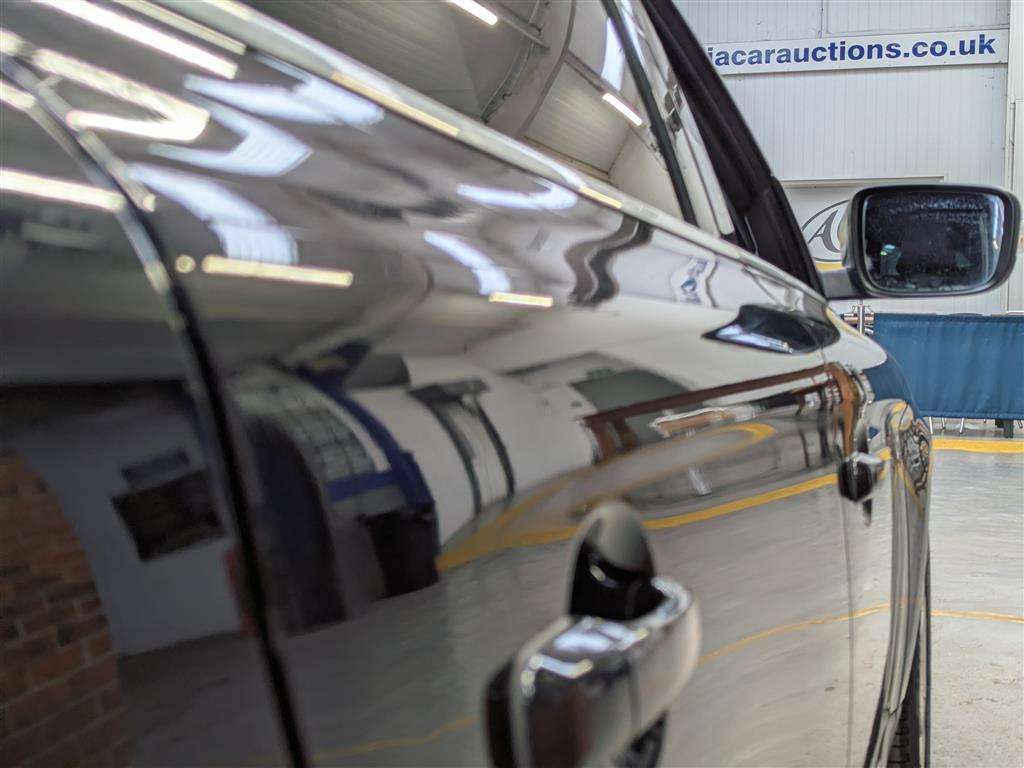 <p>2013 VOLVO XC60 R-DESIGN D5 AWD AUTO</p>