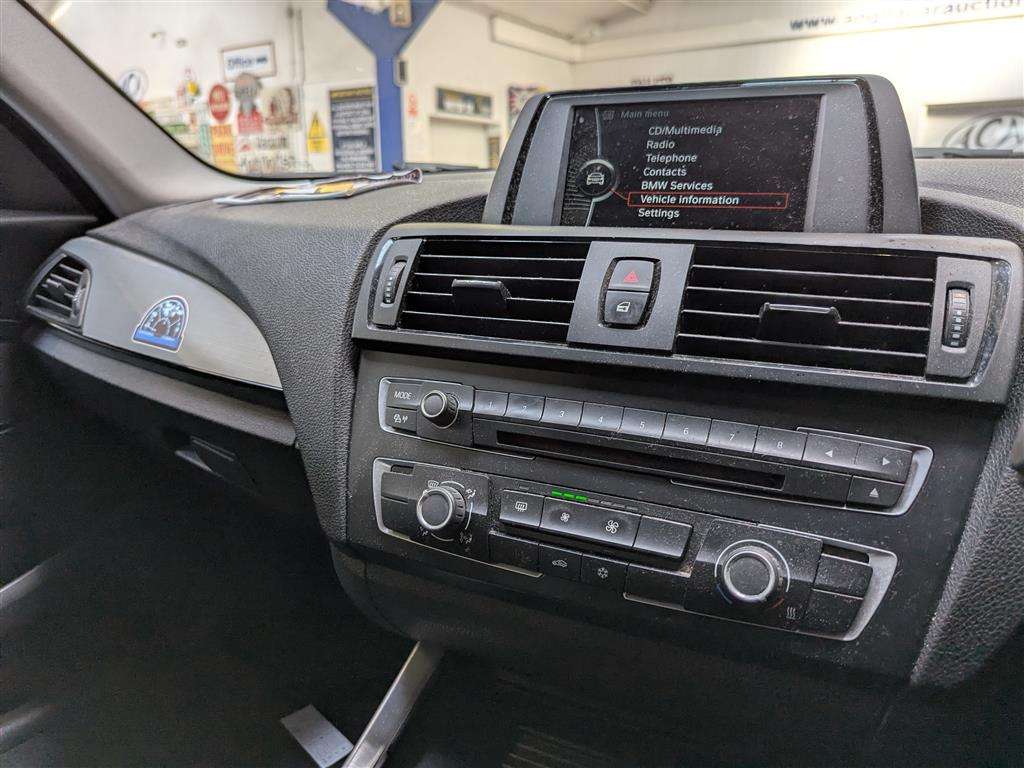 <p>2012 BMW 116I SPORT TURBO</p>