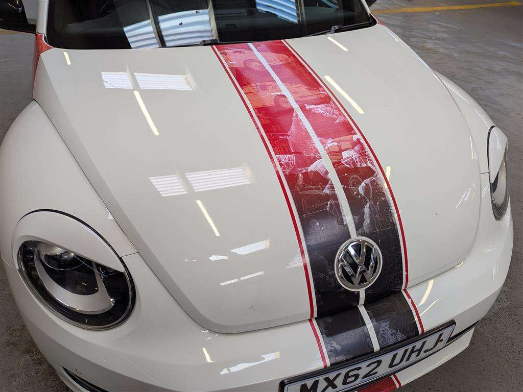 <p>2012 VOLKSWAGEN BEETLE SPORT TSI</p>