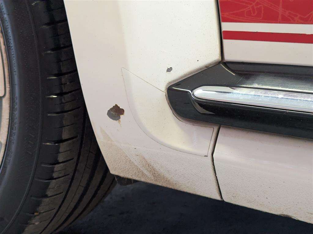 <p>2012 VOLKSWAGEN BEETLE SPORT TSI</p>