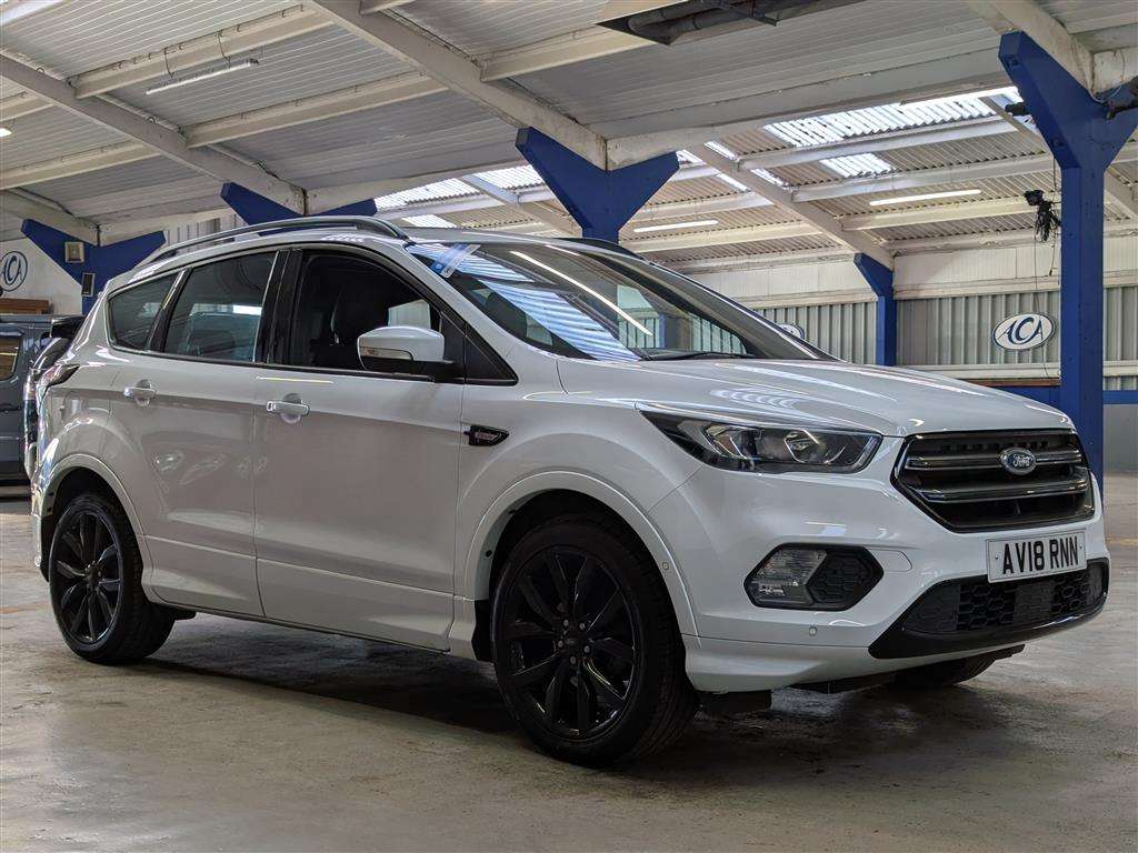 <p>2018 FORD KUGA ST-LINE X</p>