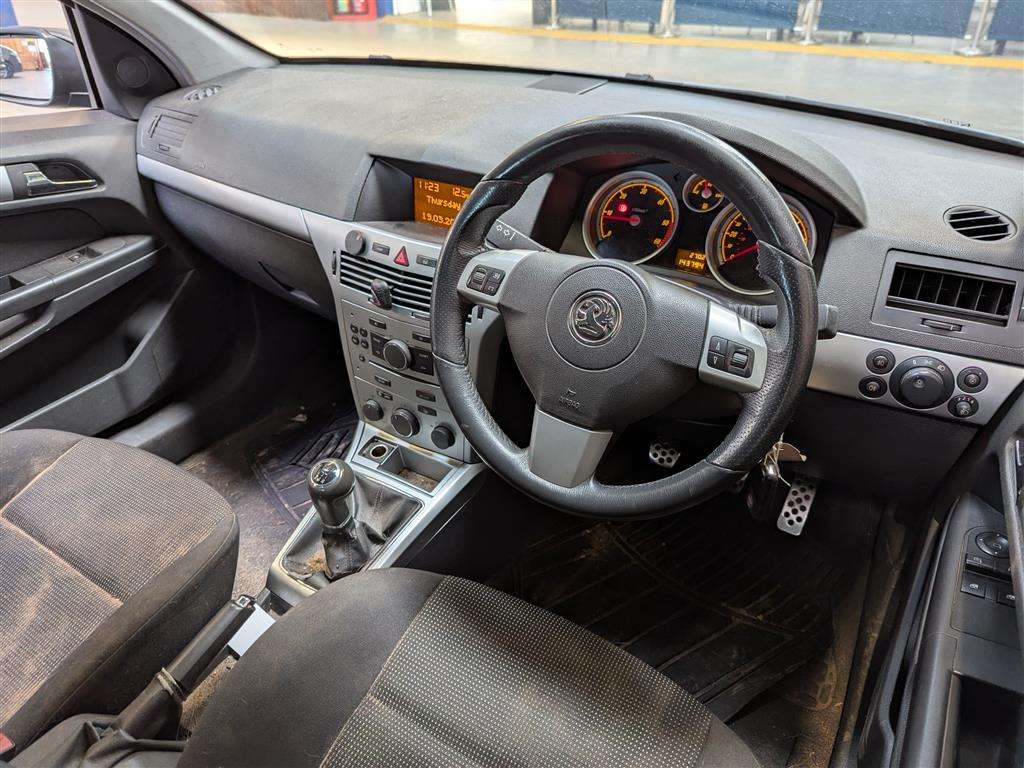 <p>2007 VAUXHALL ASTRA SXI CDTI 100</p>