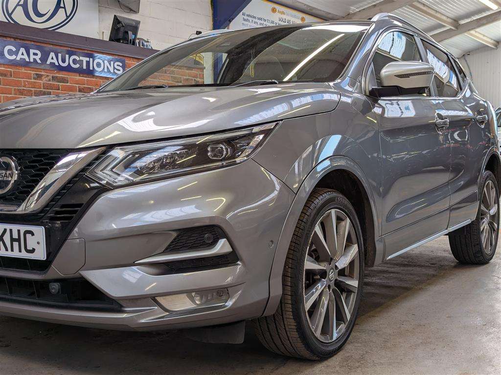 <p>2020 NISSAN QASHQAI TEKNA + DCI S-A</p>